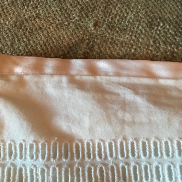 🌸 S O L D  GAP Eyelet Lined Crisp Cotton Skirt - Picture 4 of 10